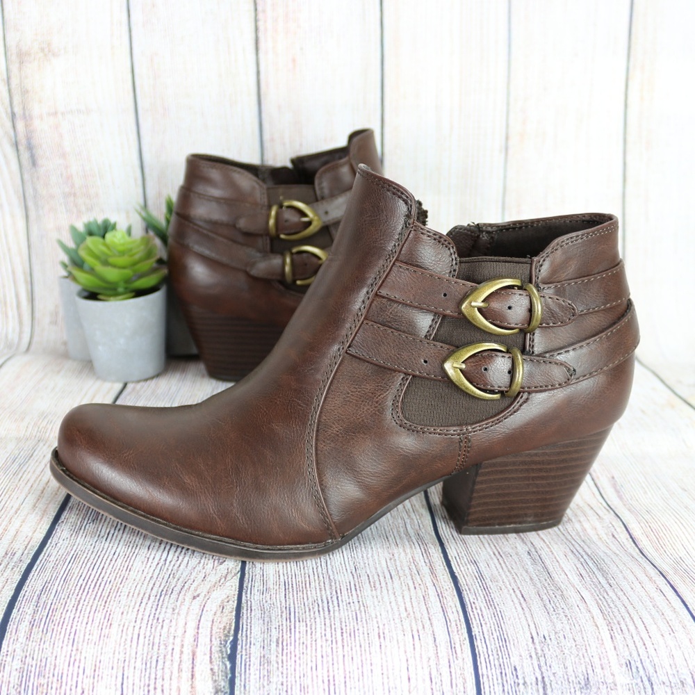 BareTraps Women's Rohan Boot - 11